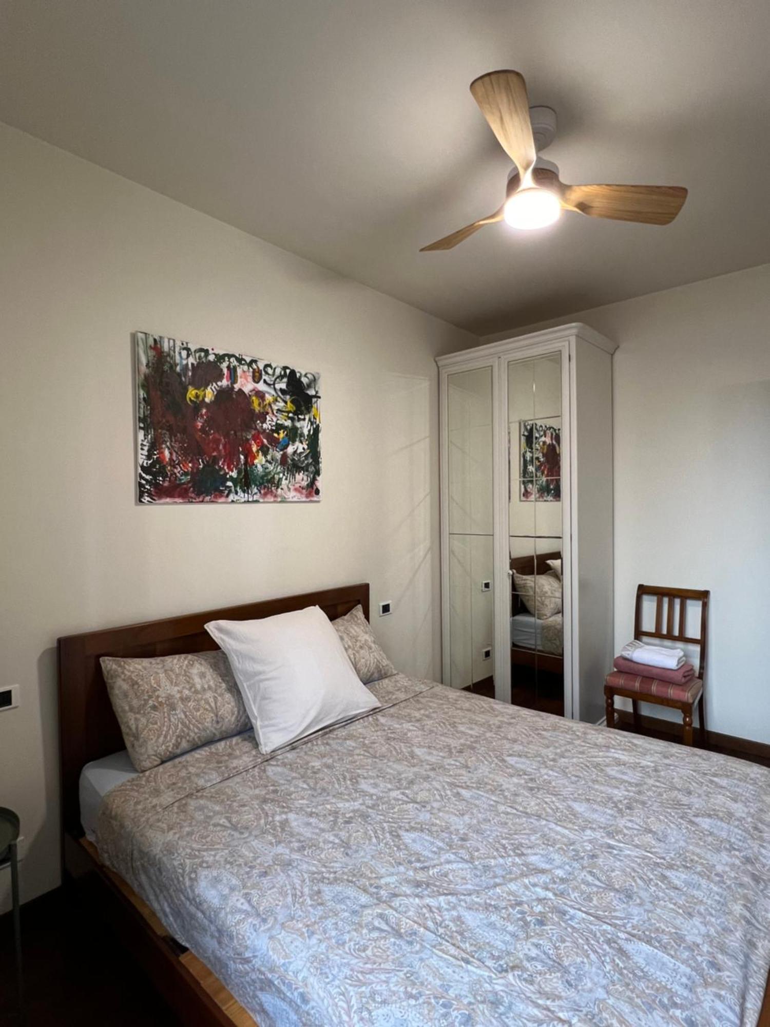 City Center 2 Bedroom Apt Bergamo Luaran gambar